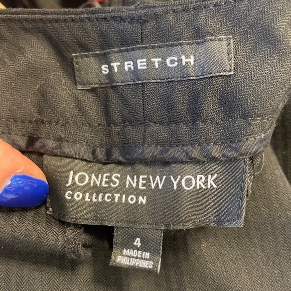 EUC Jones New York pants - black with thin stripes - Picture 6 of 7